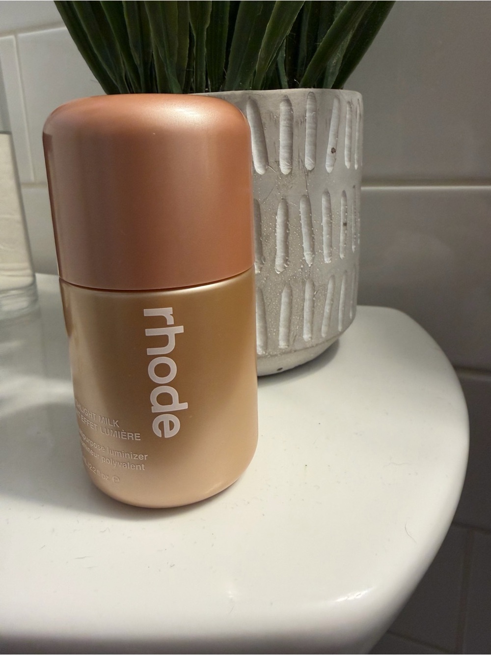 RHODE Rose Gold Illuminizing Face Milk